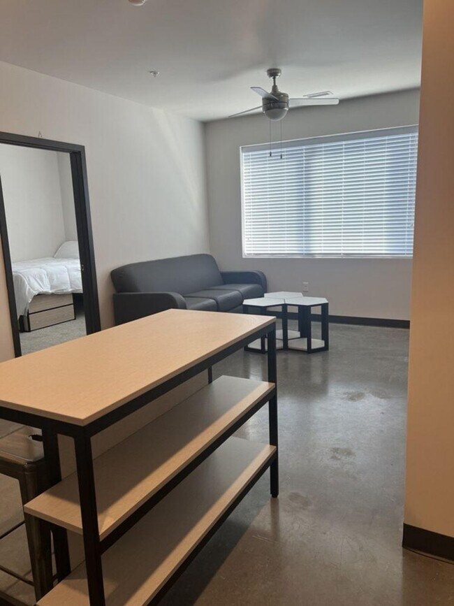 Photo - 909 Q St Unit ID1267788P