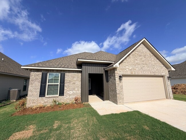 Building Photo - 820 Venecia Dr