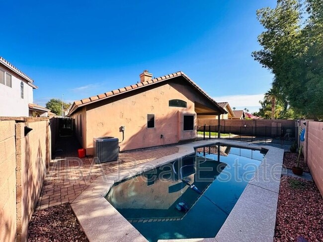 Photo - 4463 E South Fork Dr