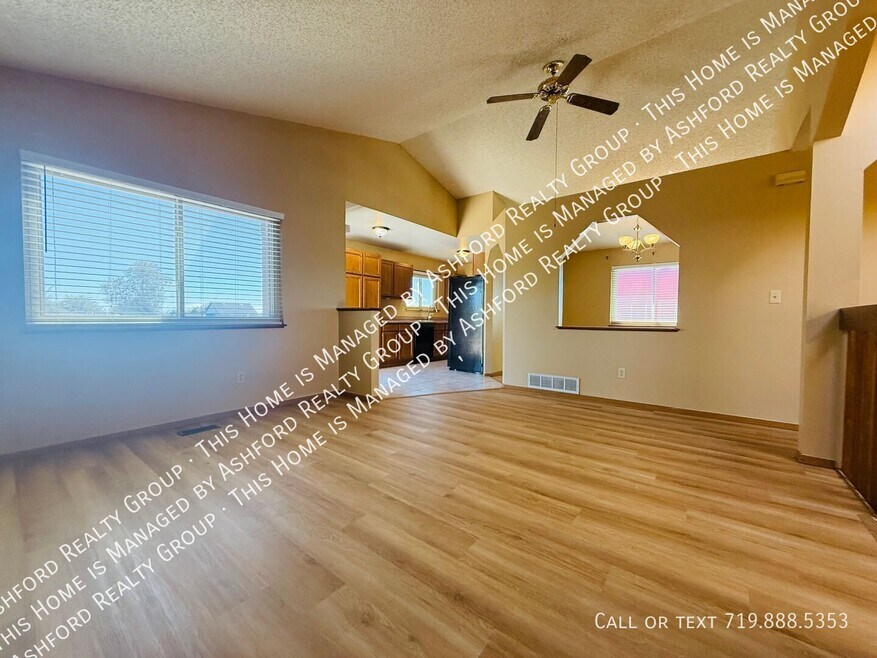 975 Daffodil St