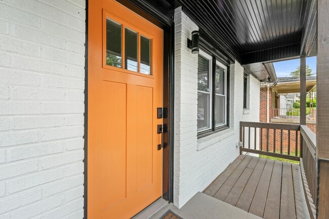 Photo - 70 Chappell Rd NW