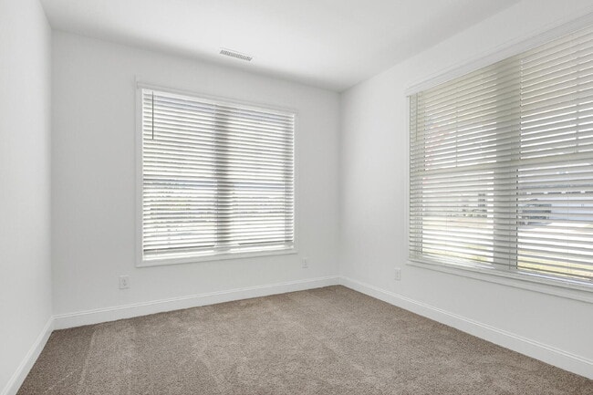 Photo - 1732 Red Elm Ln