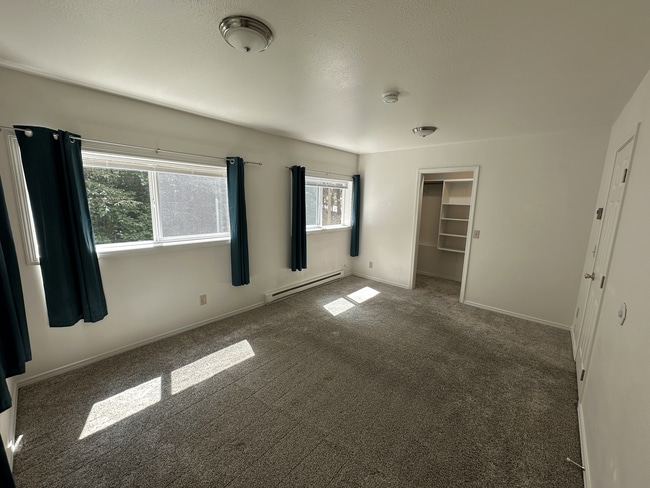 Master Bed - 1227 Black Bear Rd Unit 1227