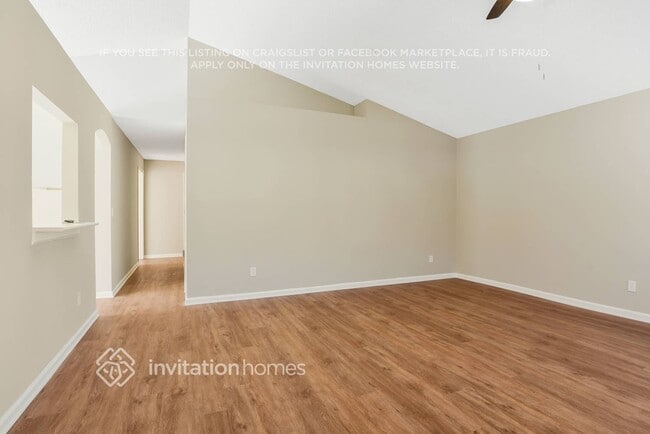 Photo - 4920 Aventura Blvd