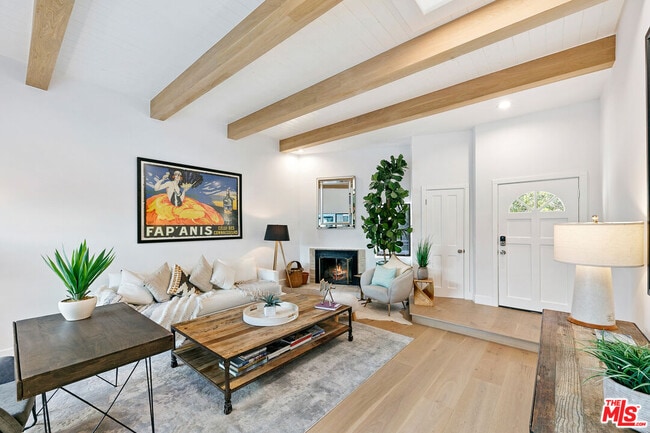 Photo - 6502 Dume Dr