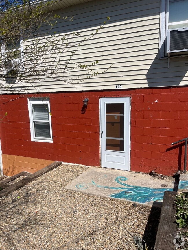 Building Photo - Cozy 1 bdrm Close to Downtown and Maryvill... Rental