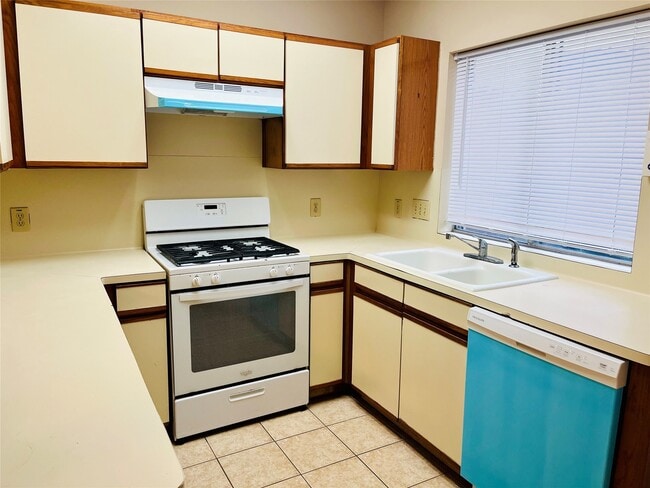 Photo - 2910 Grants Lake Blvd Unidad 1603