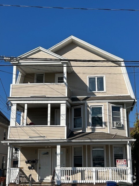 Building Photo - 296-298 Federal St Unit Third floor Rental