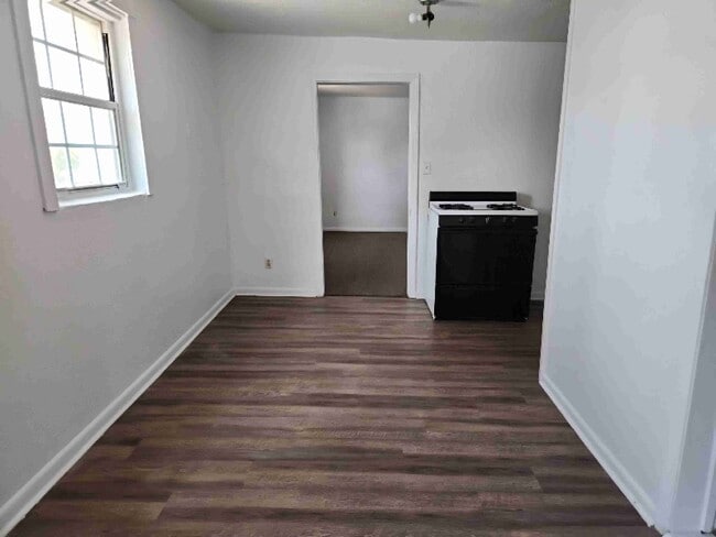 Photo - 4525 Dixie Hwy Unit 2