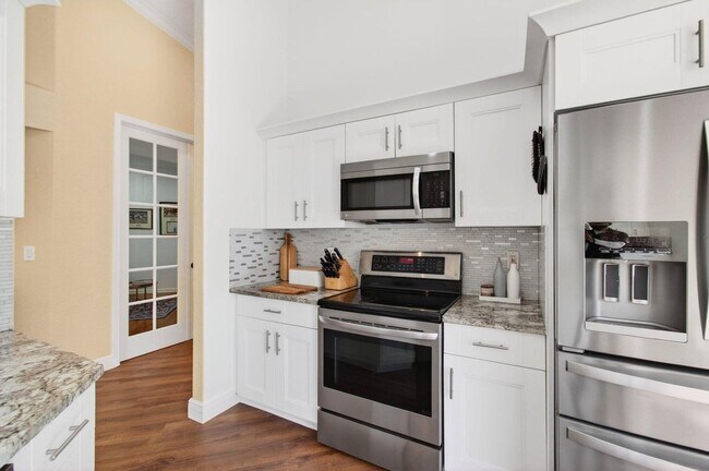 Photo - 9168 Bay Point Cir