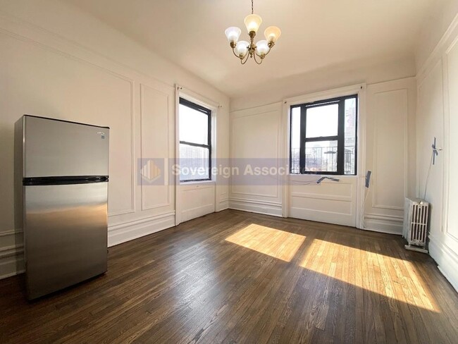 Building Photo - 45 Tiemann Pl Unit 6A Rental