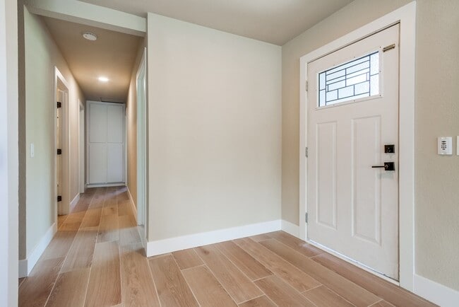 Photo - 1204 Palomar Pl