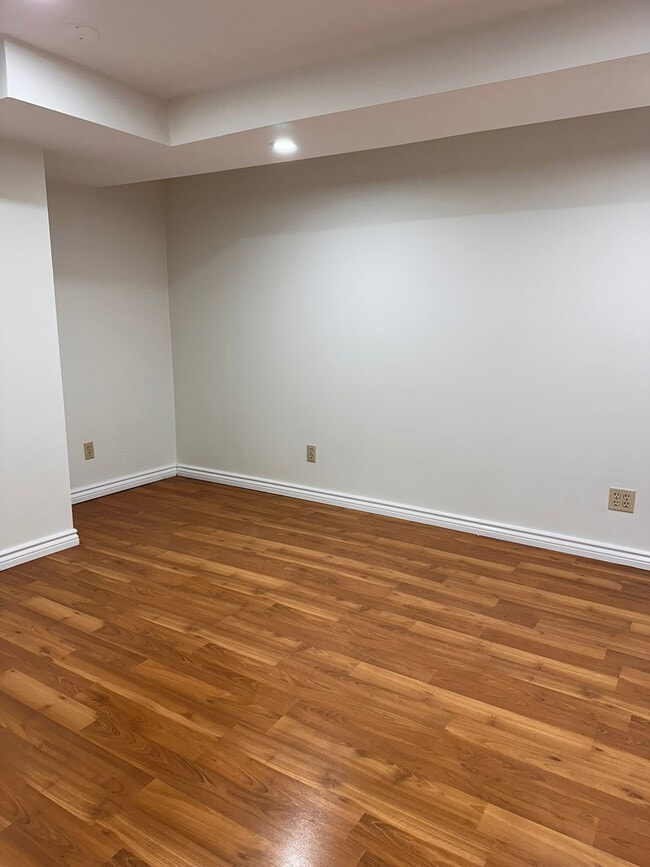 Bedroom - 7 Empson Crt Unit Basement
