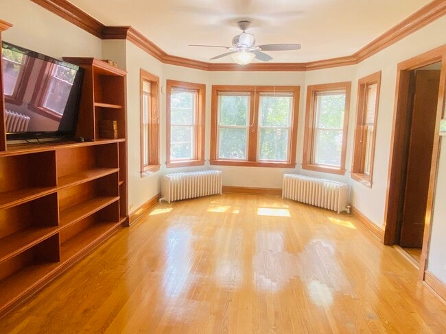 Photo - 5310 W Parker Ave Unidad 2