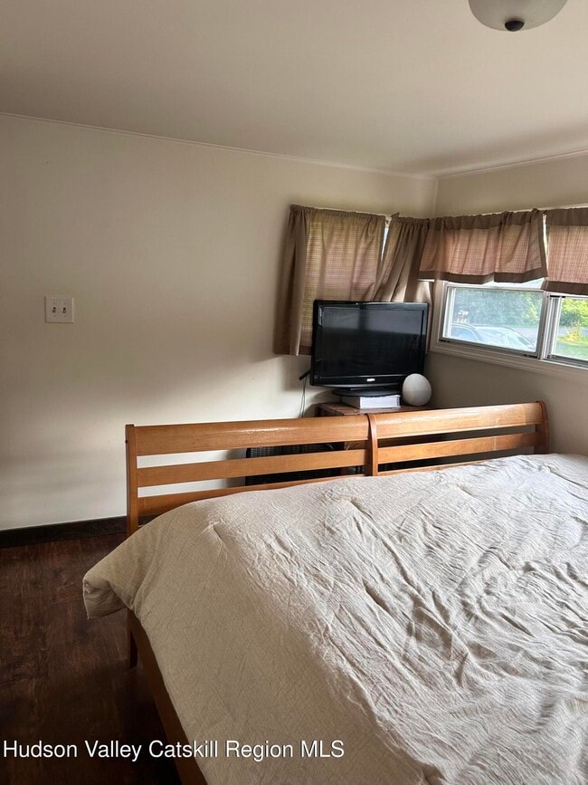 Photo - 161 Sunny Side Rd