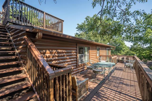 Photo - 322 Post Oak Dr