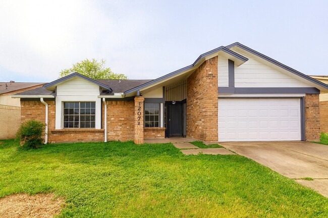 Photo - 12071 Plumbrook Dr