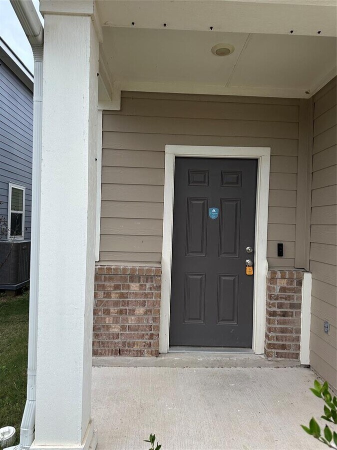 Photo - 403 Redfish Ln