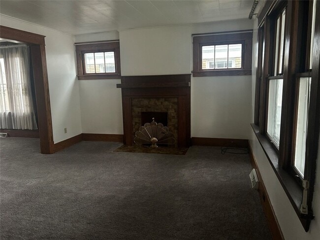 Photo - 1028 W 29th St