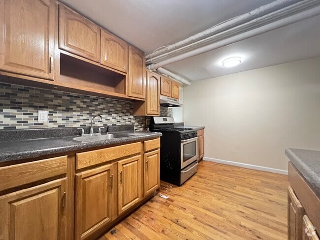 Building Photo - 232 Weequahic Ave Unit 19 Rental