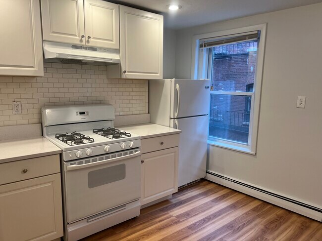 Photo - 207 Salem St Unit 4