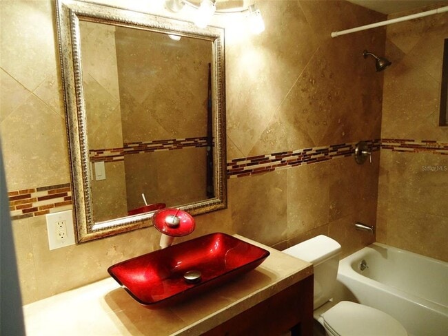 Photo - 5570 61st St N