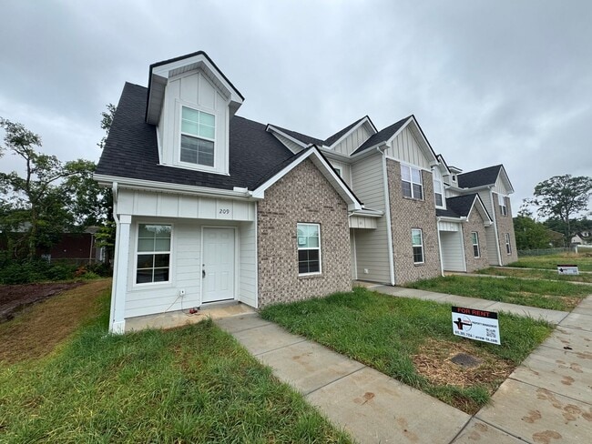 Photo - BRAND NEW 3 bedroom 2 bath townhome in the heart of Smyrna