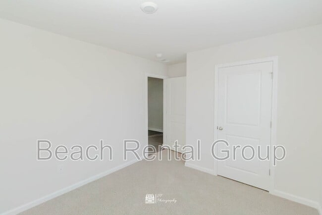 Photo - 286 Jeff Waters Cir