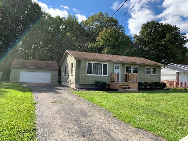 Building Photo - 311 Ventura Dr