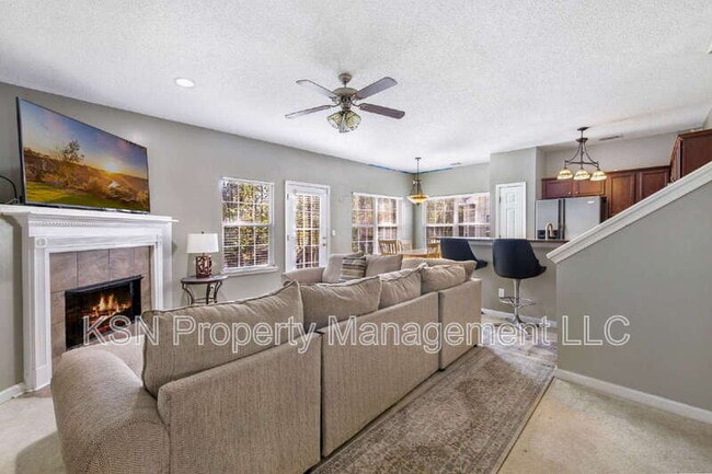 Photo - 13 Orchid Ln