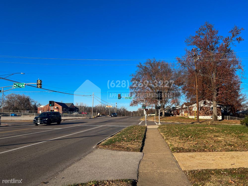 3 br, 1 bath House 9264 Bellefontaine Rd Rental For Rent in St