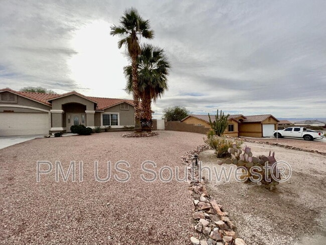 Building Photo - 2138 E Amber Dr