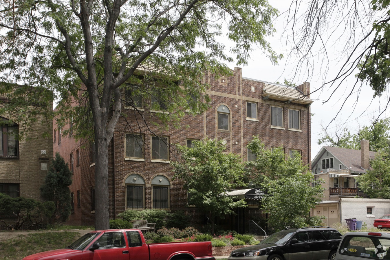 Yalun Apartments - Yalun Apartments