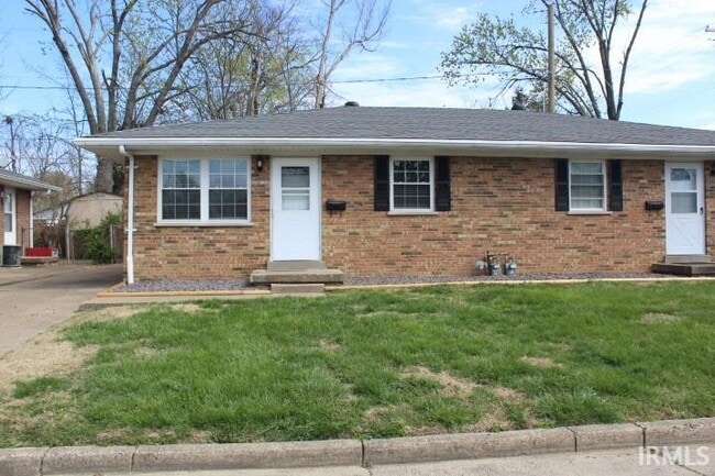 Building Photo - 2555 Stanley Ct