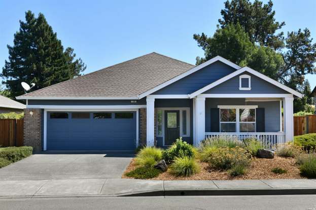 Photo - 126 Douglas Fir Cir