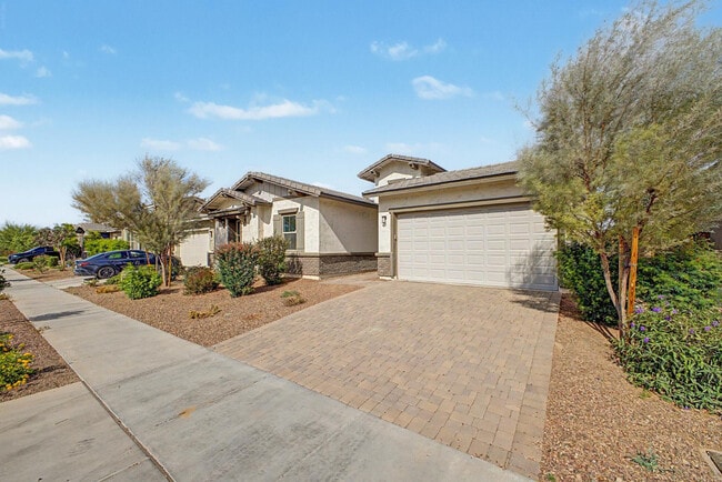 Photo - 13103 N 174th Dr