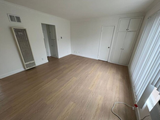 Photo - 1236 N Sweetzer Ave Unidad 18