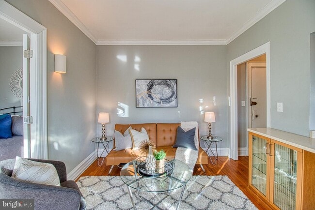 Photo - 2456 20th St NW Unidad 306