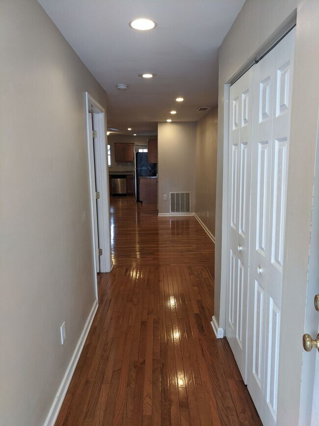 Photo - 254 37th St Unidad Lawrenceville 256 #2