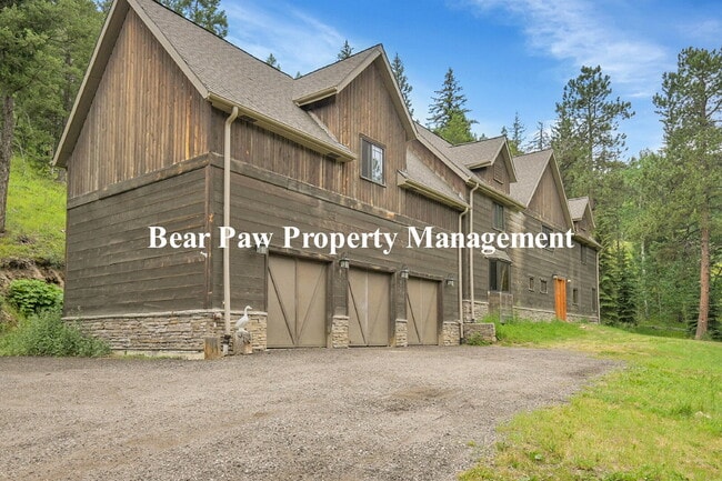 Spacious 4-Bedroom Retreat in Scenic Conif... - Spacious 4-Bedroom Retreat in Scenic Conif... Apartment