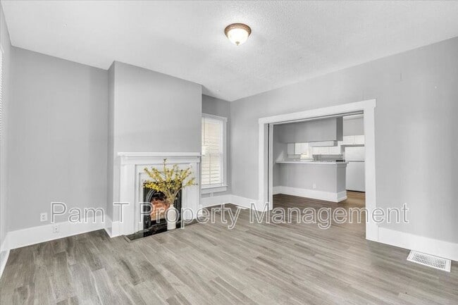 Photo - 527 E 38th lower