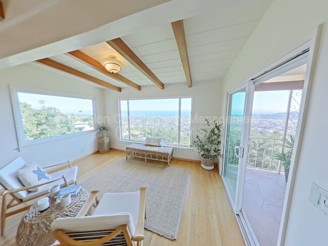 Building Photo - 1227 Viscaino Rd