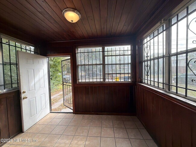 Photo - 5326 Mays Dr