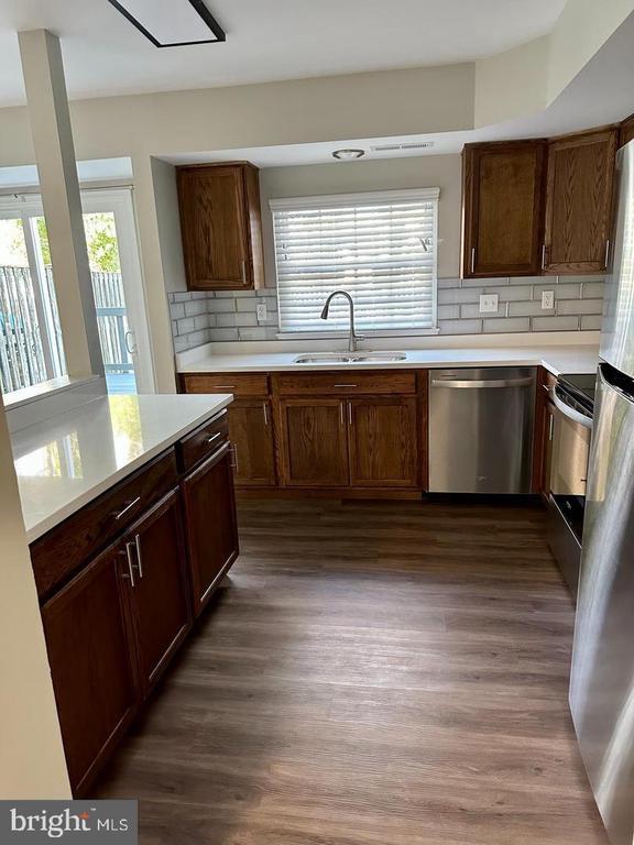 Photo - 4576 Grouse Pl