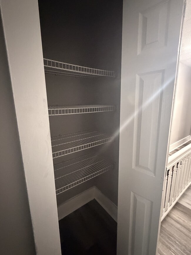 Photo - 285 Hanover St