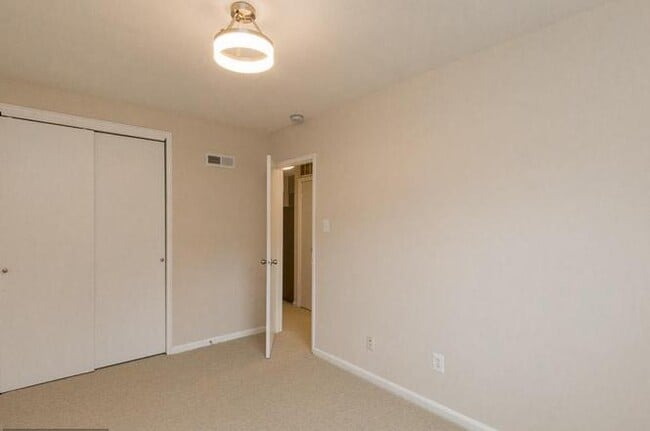 Bedroom 2 - 526 Kenyon Street NW #101 Unit 101