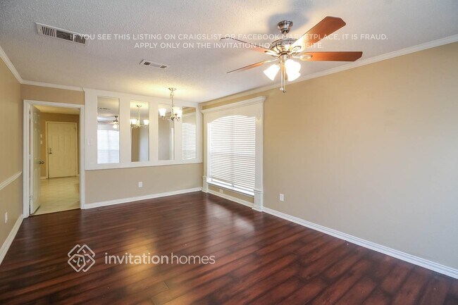 Photo - 2837 Perrine Pl