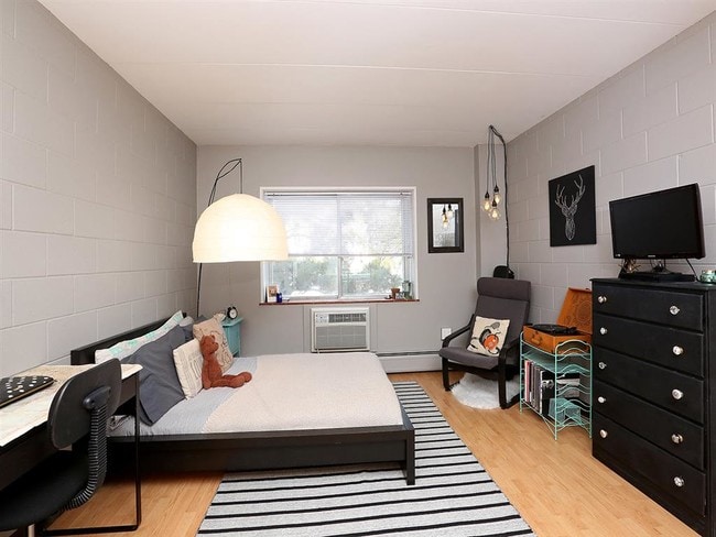 River Tower Apartments