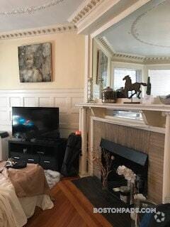 Building Photo - 306 Commonwealth Ave Rental