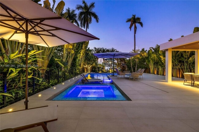 Photo - 707 NE 77th St